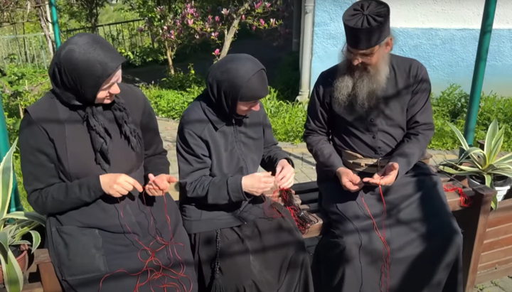 Монастырь УПЦ в честь Рождества Пресвятой Богородицы в селе Липча. Фото: кадр из фильма