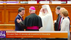 Νέος πρόεδρος της Ρουμανίας στην τελετή ορκωμοσίας «δεν παρατήρησε» τον Πατριάρχη Δανιήλ