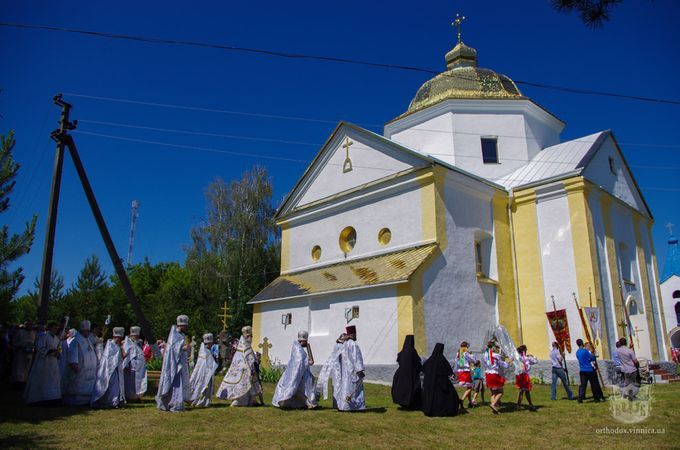 У Вінницькій єпархії 200-річний храм передали УПЦ