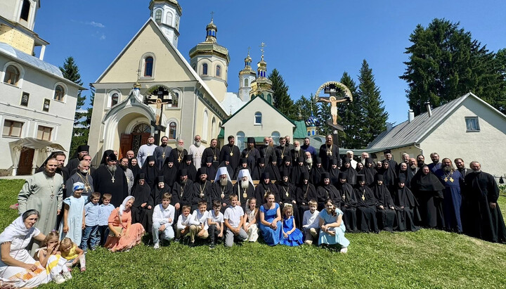 Στη Ζακαρπάττια γιόρτασαν την 100ή επέτειο από την ίδρυση της Ιεράς Μονής Αναλήψεως της Ουκρανικής Ορθόδοξης Εκκλησίας (УПЦ)