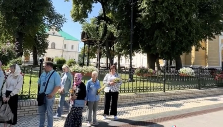 Sărbătorirea BOaU a Mântuitorului de Miere la Lavra. Fotografie: i_kostiantyn