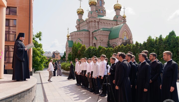 New students of the Kyiv Theological Schools. Photo: KDAiS