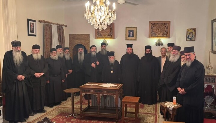 Members of the delegation of the Jerusalem Patriarchate and the brethren of the Monastery of Saint Catherine on Sinai during the meeting. Photo: Orthodox times