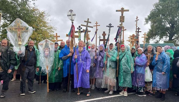 Хресний хід з Кам'янця-Подільського до Почаївської лаври. Фото: 
