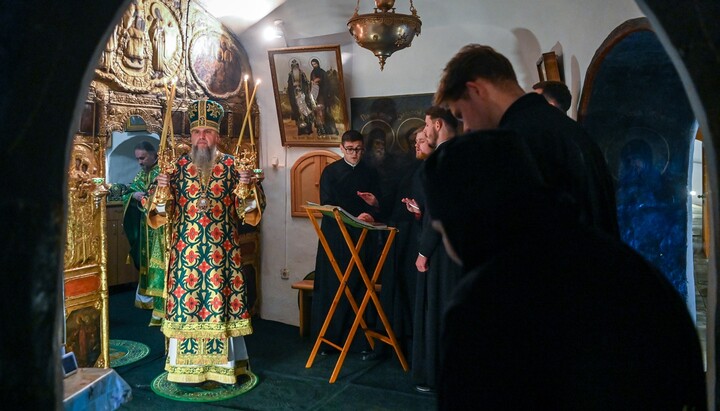 Serhiy Dumenko (left) in the Far Caves of the Lavra. Photo: OCU