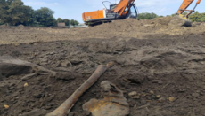 В Переяславе бульдозерами разрыли захоронения монахов возле монастыря