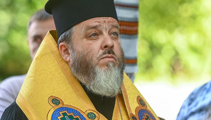 When you are a “bishop” in the OCU, but your family remains in the Church