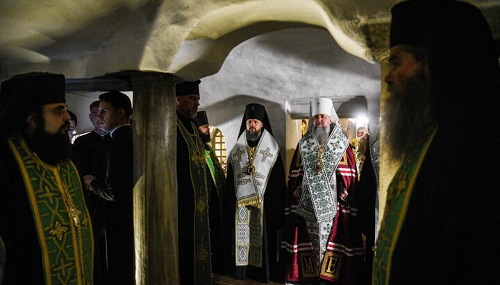 Думенко в Ближніх печерах Лаври. Фото: ПЦУ