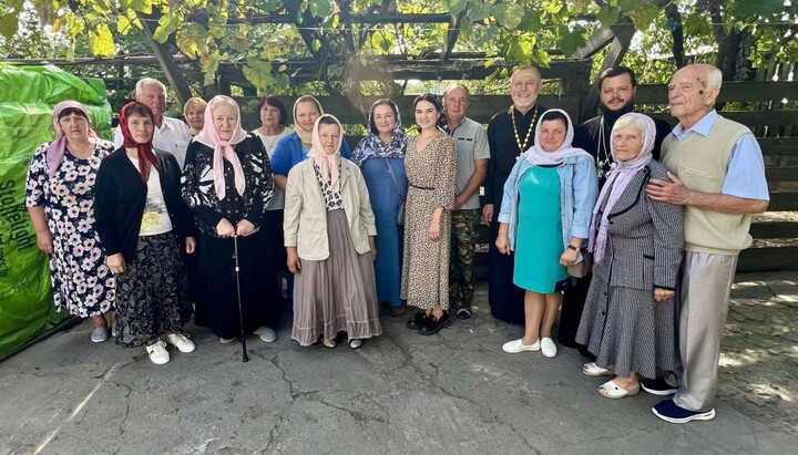 Comunitatea Alexandru Nevski a BOUkr în satele Țarevka și Novogorodskoe din regiunea Jitomir. Fotografie: Eparhia Jitomir