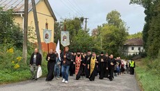 У Рівненській єпархії пройшов хресний хід до Дерманського монастиря