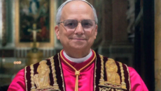 Папа Лев заявил, что РКЦ откажется от ЛГБТ-повестки и женского священства