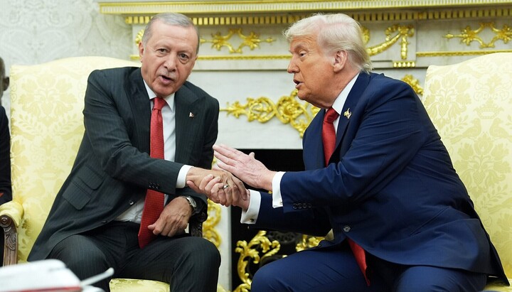 Trump and Erdogan. Photo: Evan Vucci