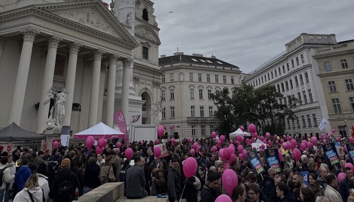 Thousands join “March for Life” in Vienna to protest against abortion