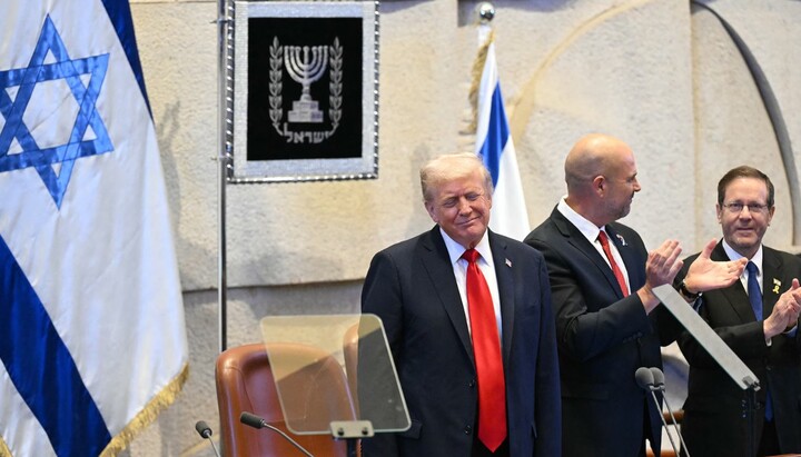 Президент США Дональд Трамп в Иерусалиме перед депутатами израильского парламента. Фото: tribune chretienne 