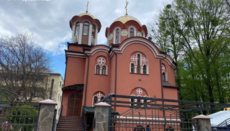 У Чернівцях прихід УПЦ судиться з владою за храм на території лікарні