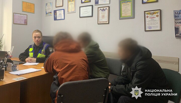 Teenagers involved in the attack near the synagogue in the Obolon District of Kyiv. Photo: Police of Ukraine