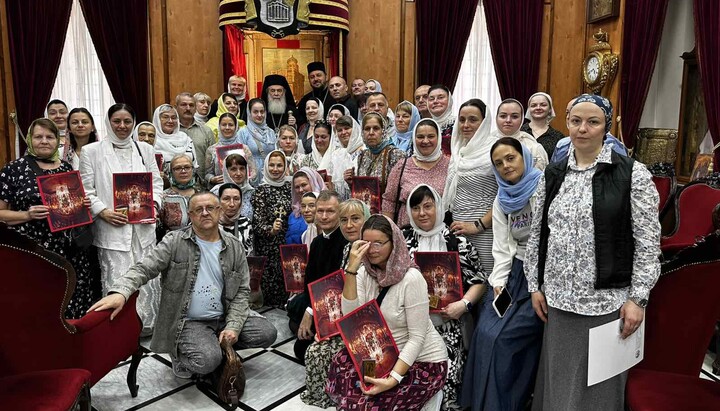 Οι προσκυνητές από τη Βουκοβίνα επισκέφθηκαν τον Πατριάρχη Ιεροσολύμων