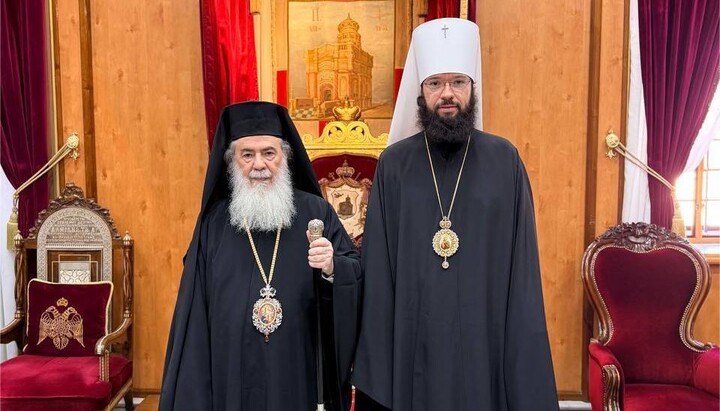 Patriarch Theophilos meets DECR ROC head to discuss inter-Orthodox relations 