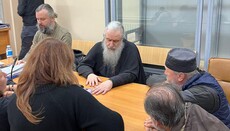 Суд над митрополитом Арсением продолжается уже более полутора суток