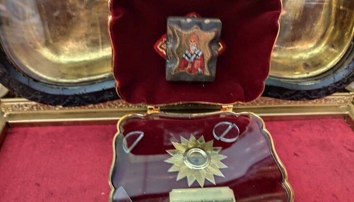 Reliquary with Saint Spyridon relics stolen from church in Belarus