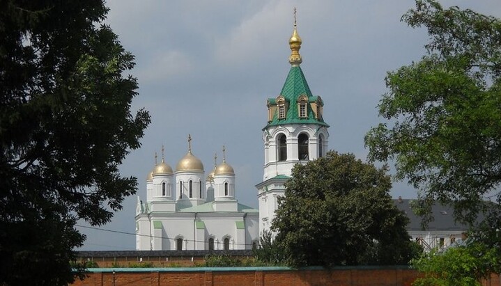 MP demands termination of UOC lease for Zymne Monastery