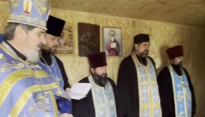 Το κλήρος του Βίσιγκοροντ στήριξε την καταδιωκόμενη κοινότητα της Ουκρανικής Ορθόδοξης Εκκλησίας στη Νοβοσέλκι.