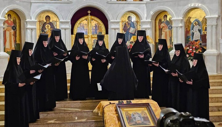 Horodok convent choir takes part in church festival in Poland