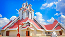 Στο χωριό στη Λβιβσκά, μία κοινότητα Ελληνοκαθολικών κατέλαβε τον ναό από άλλη.