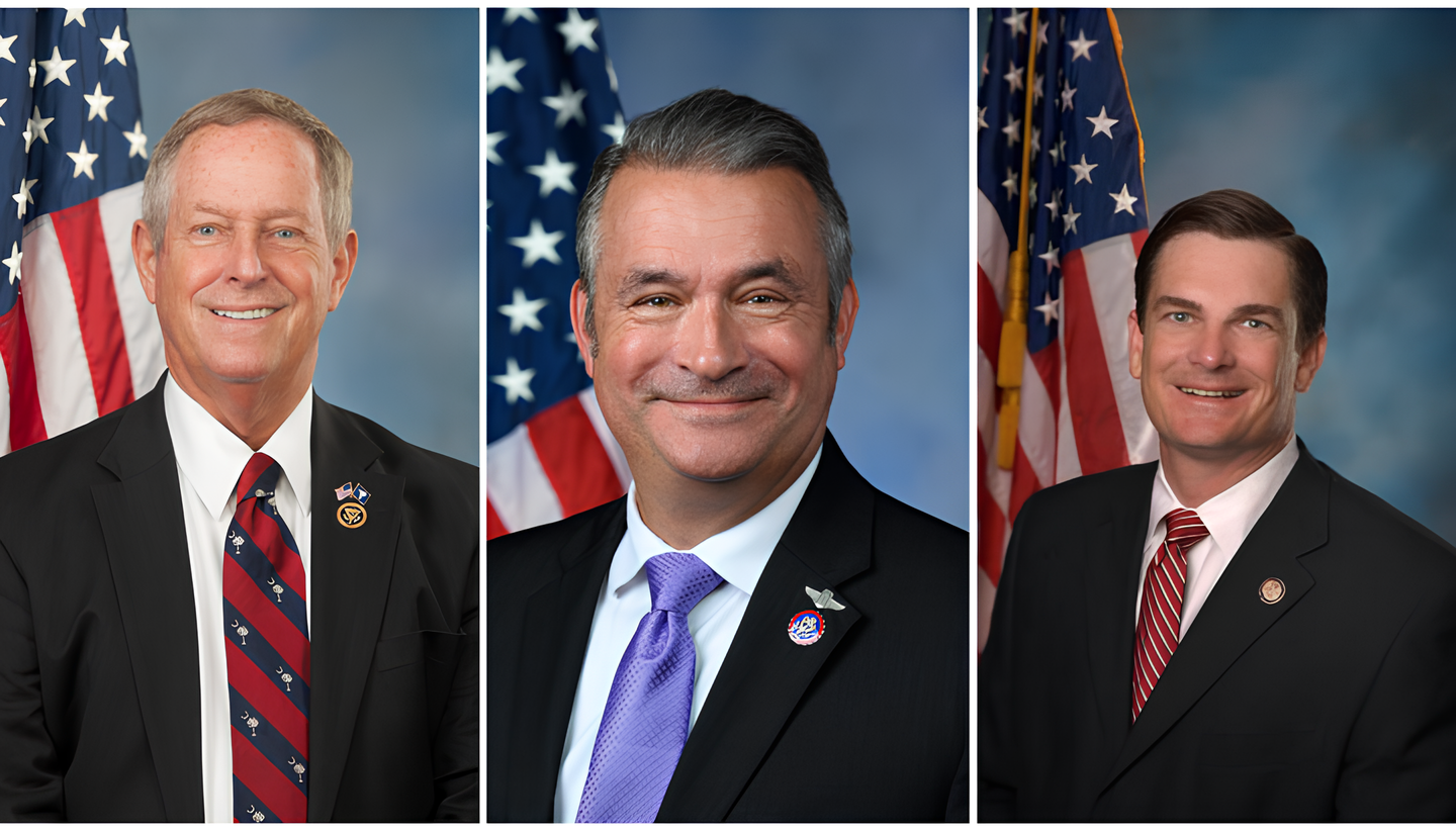 В США еще два конгрессмена решили, что защита УПЦ – это «лоббизм Кремля»