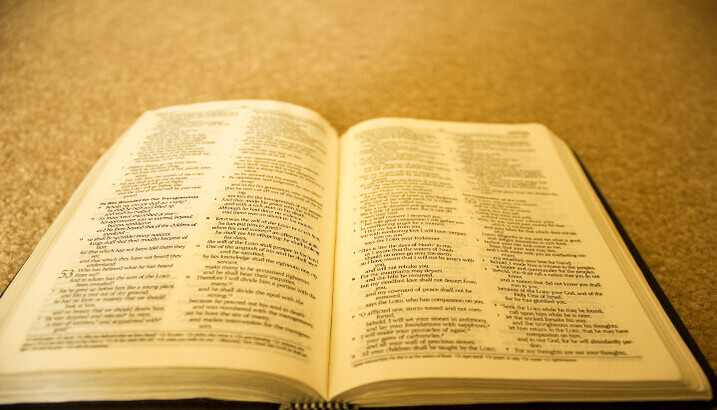 Почти половина стран мира ограничивает доступ к Библии – отчет