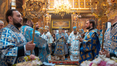 В Введение Блаженнейший совершил Литургию в столичном храме на Демеевке