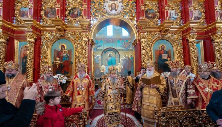 Η Σύνοδος συνεχάρη τον Μητροπολίτη Ονούφριο για την 35η επέτειο της χειροτονίας του. Φωτογραφία: УПЦ