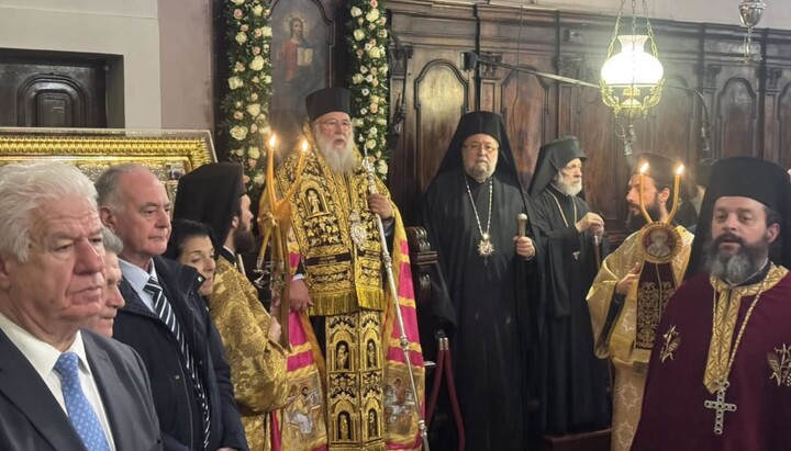 На Корфу au început festivitățile în cinstea Sfântului Spiridon al Trimitundei