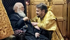 Драбинко помолился с Филаретом на «службе» во Владимирском соборе