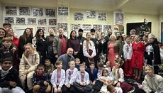 Οι αρχιερείς της Μητρόπολης Μουκάτσεβο συνεχάρησαν τα ορφανά παιδιά για την ημέρα του Αγίου Νικολάου