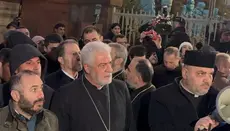 Στην Αρμενία, οι υποστηρικτές του Πασινιάν επιχείρησαν να καταλάβουν τον καθεδρικό ναό του Ετσμιατζίν.