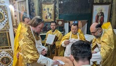 У Миколаївському храмі селища Брацлав освятили новий престол