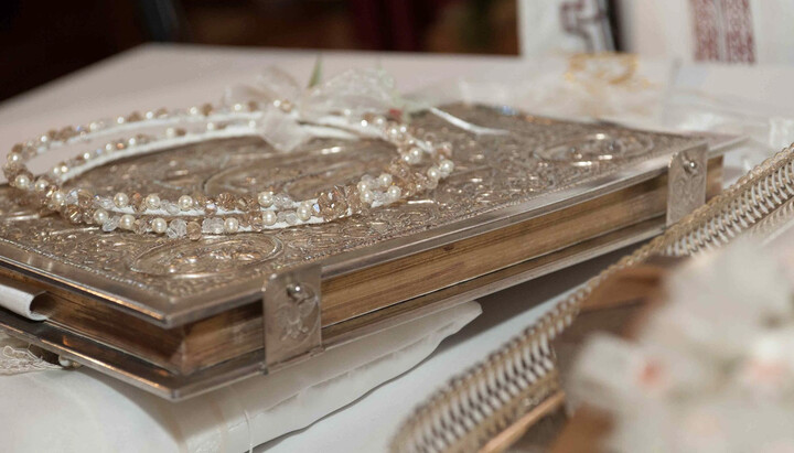 Синод Кипрской Церкви разрешил венчание в Рождественский пост