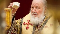 Ο Αρχιεπίσκοπος Ελπιδοφόρος επέκρινε την ΟΠΕ για τη μη μνημόνευση του Πατριάρχη Κυρίλλου