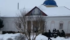 С какой целью власти отбирают у УПЦ храмы и монастыри?