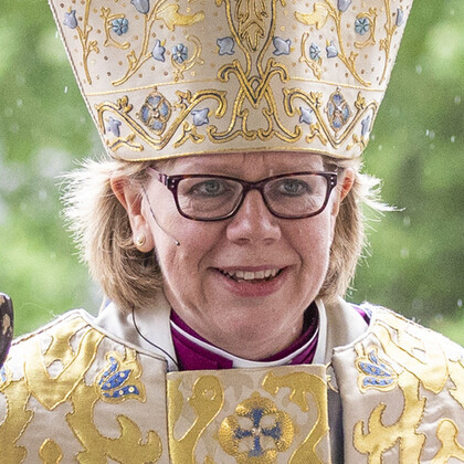 Размышления о равенстве или почему женщины хотят священства