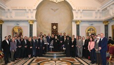 Патриарх Феофил призвал дипломатов защитить права христиан Святой Земли