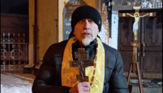 Священник на стоянии под Лаврой: Мы должны отдавать Богу лучшее, что имеем