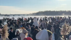 Шевчук похвастался киевлянами, которые, не имея отопления, танцуют на улице