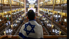 Στο Ισραήλ το Αρχιραββινείο θα επιτρέψει στις γυναίκες να συμμετάσχουν σε εξετάσεις για τον τίτλο του ραββίνου