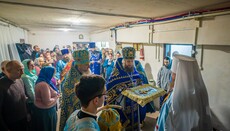 Гонимая община УПЦ в Черкассах отметила престольный праздник в подвале дома