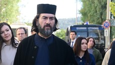 Засновник дитячого притулку в Афінах просить допомоги для порятунку від в'язниці