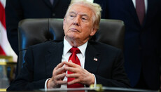 Ο Τραμπ ανακοίνωσε τον «Νόμο για τη Σωτηρία της Αμερικής» με μέτρα σχετικά με το φύλο και τους ΛΟΑΤΚΙ