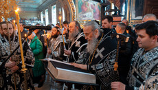 Предстоятель возглавил утреню с чтением 12-ти Страстных Евангелий в Лавре