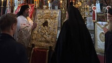 В афонском Кутлумуше прошел крестный ход с иконой «Достойно есть»